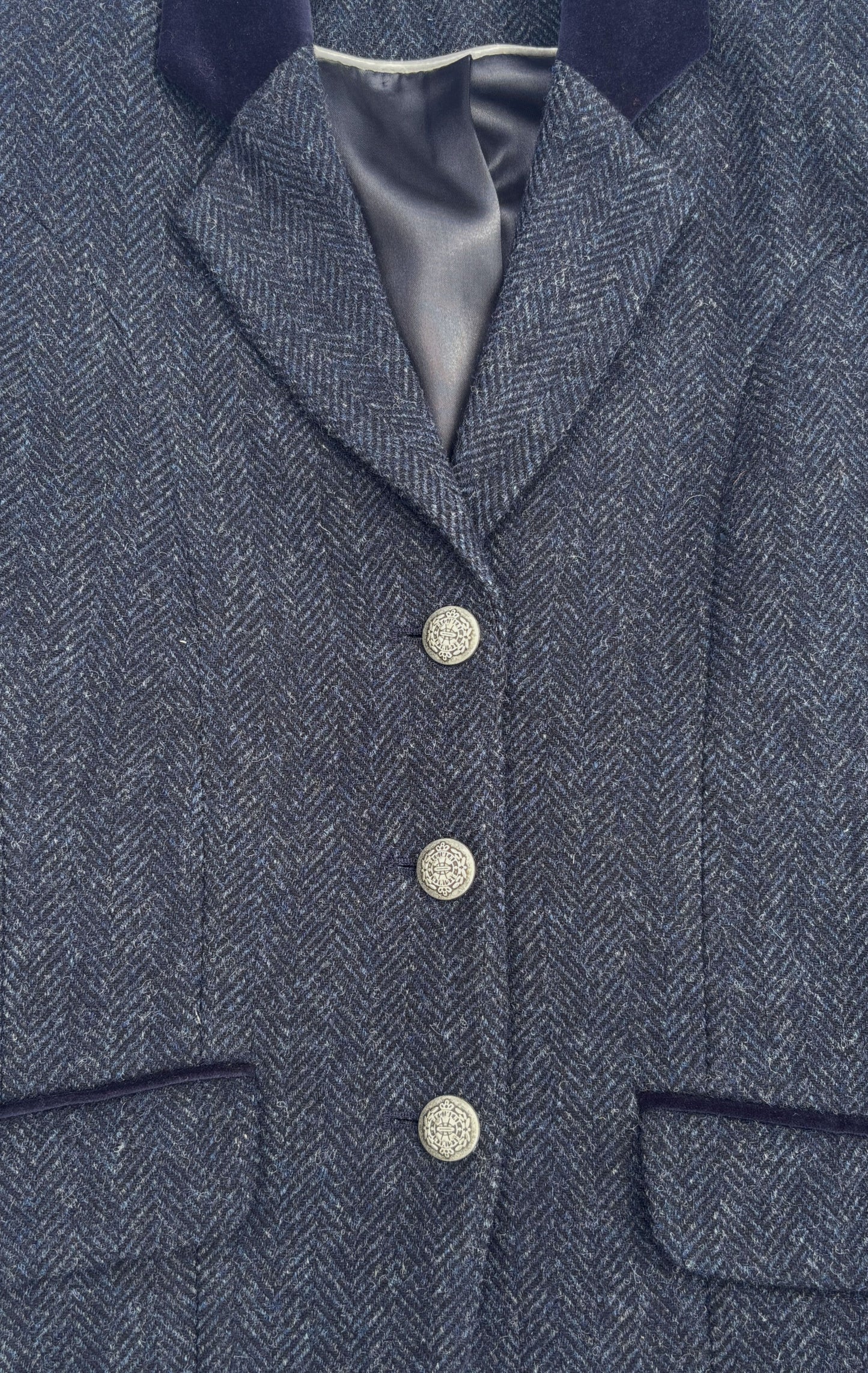 Herringbone Wool Tailored Jacket in Navy